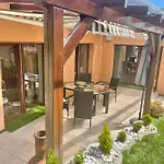 Villa Luxus - Zupko